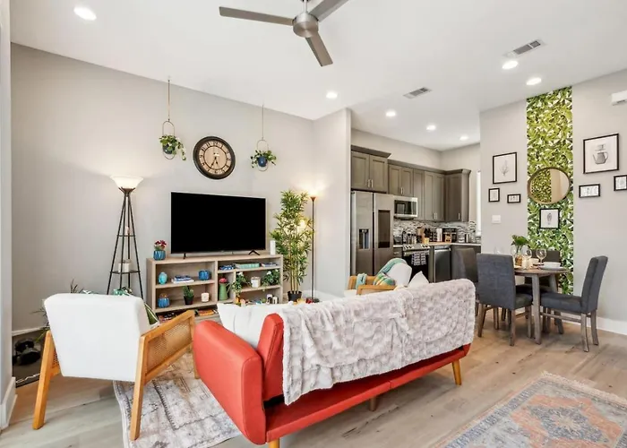 Charming 2bd Townhouse In The Heart Of Fortworth Vakantiehuis *