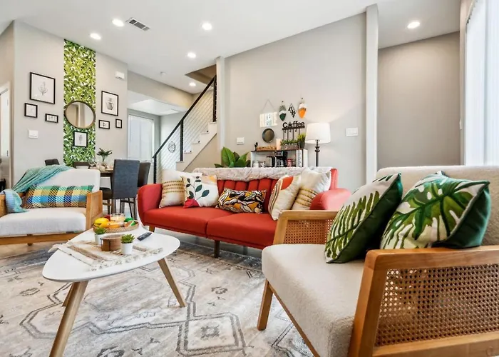 Charming 2bd Townhouse In The Heart Of Fortworth *